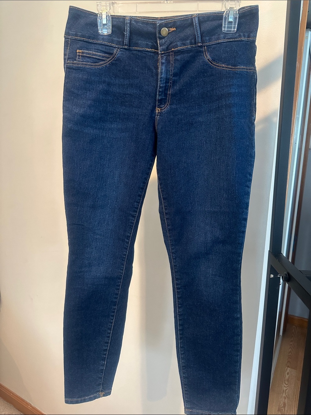 JUSTFAB Skinny Jeans Size 32